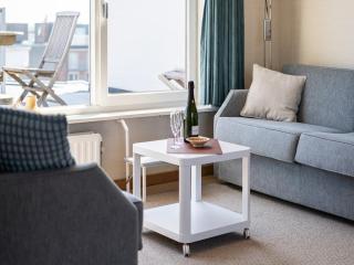 Penthouse by the Sea with Stunning Views - Koksijde - 3