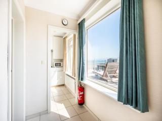 Penthouse by the Sea with Stunning Views, cleaning included - Koksijde - 3