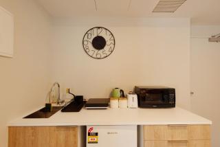 Brand New, Central & Spacious on Victoria Street - Wellington - 9