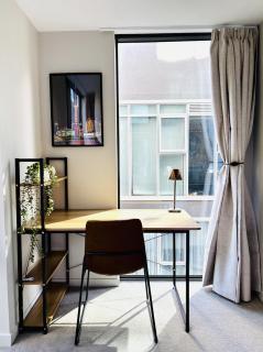 Brand New, Central & Spacious on Victoria Street - Wellington - 3