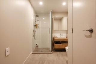 Brand New, Central & Spacious on Victoria Street - Wellington - 2