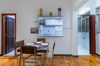 Copacabana de Frente a Praia: Básico e Funcional - 5