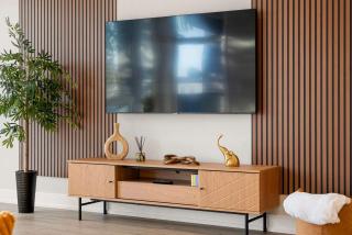 Brand New Building in the Medical District - Chicago - 1