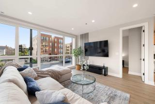 New Build in Pilsen Spacious 2 Bed 2 Bath Unit - Chicago - 0