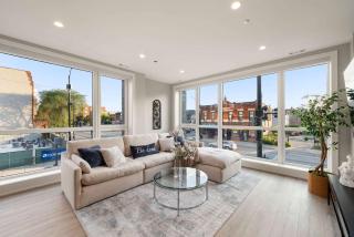 New Build in Pilsen Spacious 2 Bed 2 Bath Unit - 9