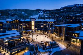 Contemporary, Oversized 1 Bedroom Luxe Ski-Inout Residence With Additional Den - 0