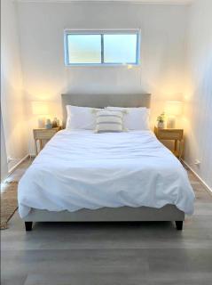 Scenic 3BR Stay | Mountain Views & Peaceful Vibes - Morwell - 7