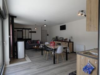 Gîte Moderne et Chaleureux pour 4 à Milly-sur-Bradon - FR-1-585-177 - - 1