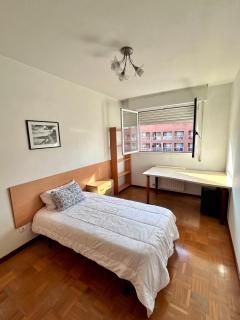 Apartamento completo - Pamplona - 2