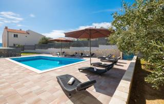 Cozy Home In Kastel Sucurac With Sauna - 4