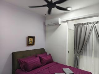 KLIA Sepang Horizon Suites Pool 2BR WiFi by Zaryqa - Sepang - 3