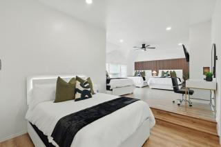 The Beach Oasis In Dallas, Pool & Sauna - Plano - 2