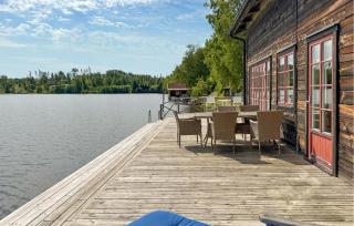 Lovely Home In Gränna With Lake View - Gränna - 8