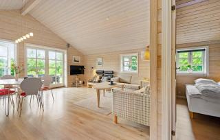 2 Bedroom Cozy Home In Hovborg - 8