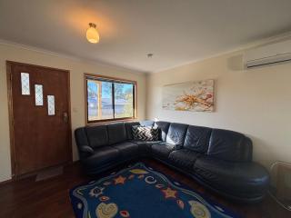 Alwyns By The Sea - Inverloch - 8
