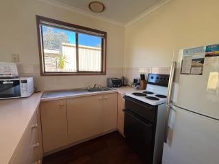 Alwyns By The Sea - Inverloch - 7