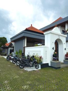 Lebak Agung Guest House - Canggu - 4