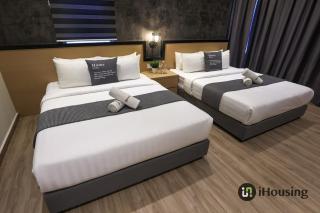 Atlantis 65' TV Gigantic Pool View 3107 iHousing - Malacca - 5