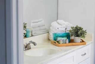 238- Fully Furnished, WiFi Included - Scottsdale - 4