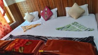 Insal Guest House Mulbekh - - 0