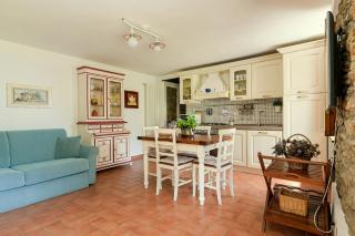 Stone Cottage Among Olive Trees Near Versilia Beaches - 6