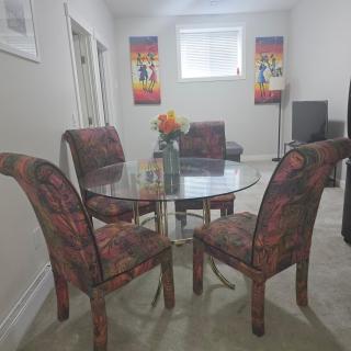 Wola's Place - Calgary - 8