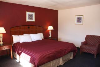 Budget Inn - 1