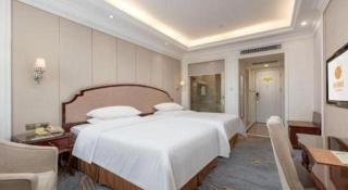 Vienna Hotel Guangzhou Baiyun College Jinyuan Plaza - Guangzhou - 1