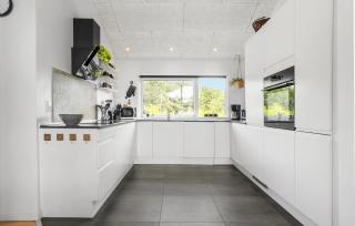 Lovely Home In Glesborg With Kitchen - Glesborg - 5
