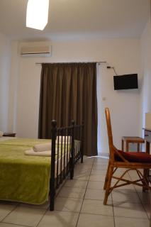 Eliza Studios and Apartments - Pefkohori - 6