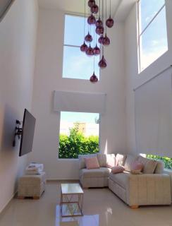 Linda y moderna casa de descanso - 1