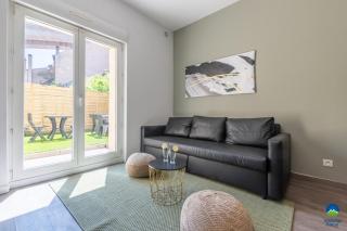 1 STUDIO & 5 APPTS - 1 à 4 lits - 1 à 7 pers - max 31 pers - 1 immeuble - Confort, Flexibilité ------ ENGLISH - 1 STUDIO & 5 APTS - 1 to 4 beds - 1 to 7 guests - up to 31 - same building -- Cattenom - Hayange - 5