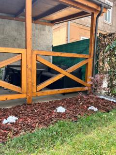Spacious city flat with courtyard - Košice - 3