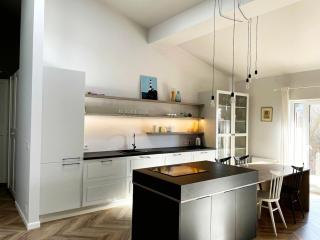 Bright and Airy 65 sqm Apt in Old Town Steps Away - Pakapiai - 3