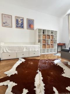 Spacious city flat with courtyard - Košice - 8