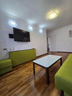 LUX 1 Bedroom Apartment near Gulliver Mall - Kiev - 0
