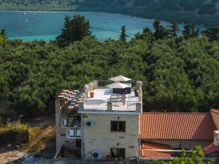 Lithus Retreat with Jacuzzi and 360 Views - Georgioupoli - 9