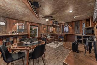 Scottsdale Free Heated Pool & Private Pickle Ball - Phoenix - 6