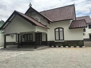 OYO 92468 Roemah Djatinegara - Yakarta - 0