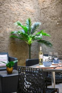 L'Écrin de Pierre dans un cadre de vie unique - Saint-Laurent-du-Var - 8