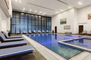 Ramada Hotel & Suites by Wyndham Ajman - Ajman - 8