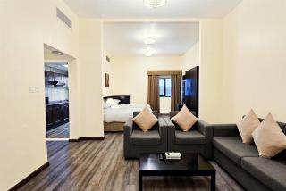 Ramada Hotel & Suites by Wyndham Ajman - Ajman - 1