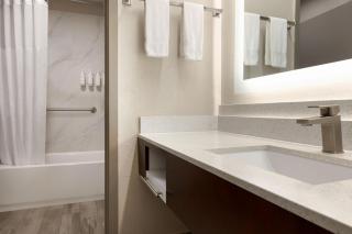 Days Inn by Wyndham Suites Fredericksburg - Fredericksburg - 2