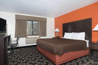Baymont by Wyndham Bloomington MSP Airport - Richfield - 1