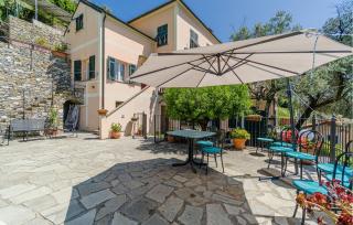 Stunning Apartment In Recco With Kitchen - 9