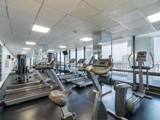 Lakeview 1BR w Deck Pool Gym nr Lincoln Park CHI-714 - 8