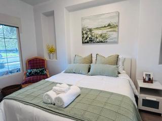 #Marbella Lane - Lit & Laid Back Eastvale Home - Corona - 7