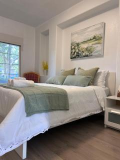 #Marbella Lane - Lit & Laid Back Eastvale Home - Corona - 2