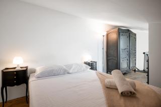 Évasion en duplex au cœur de la vieille ville - Saint-Laurent-du-Var - 4