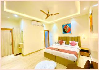 VNS Hotel The Premium THE BANARAS INN -Near Kashi Vishwanath Temple - Free Wi-Fi and Room Service Facilities - BEST HOTEL IN VARANASI - Varanasi - 3